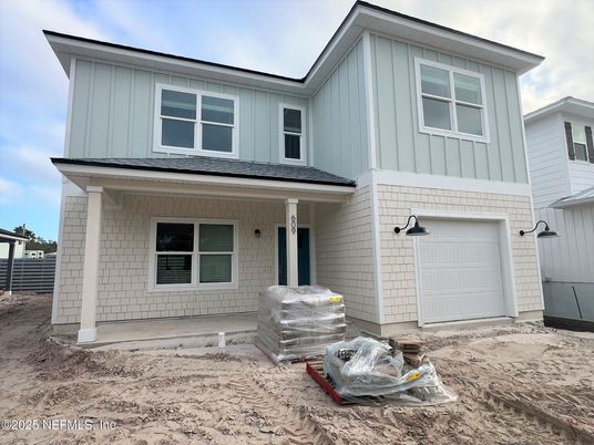 Attached, Exterior, Facade, Farmhouse
