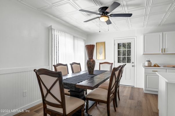 Dining room, Interior, Wood Texture Flooring