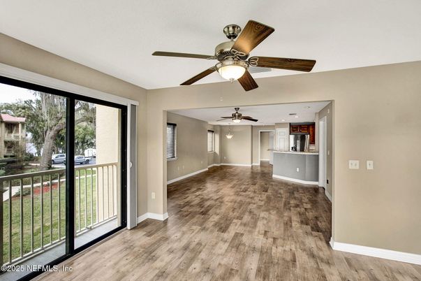 Empty room, Interior, Kitchen, Recessed Lighting, Wood Texture Flooring