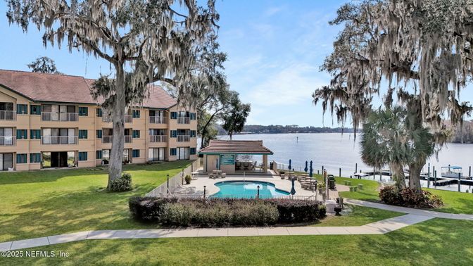 Exterior, Pool, Water