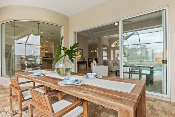 Dining room, Interior, Pendant Lights, Recessed Lighting