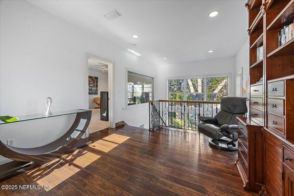 Home Office, Interior, Recessed Lighting, Wood Texture Flooring