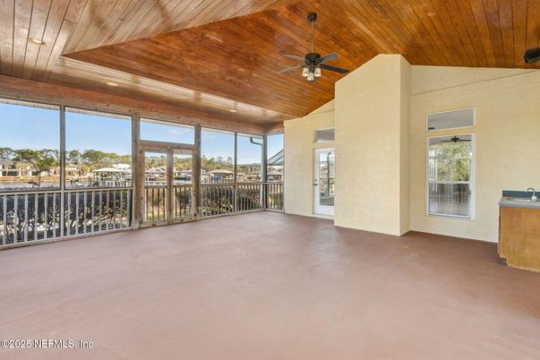 Empty room, Interior, Recessed Lighting, Wooden Ceilings