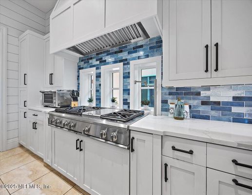 Interior, Kitchen, Stainless Steel Appliances