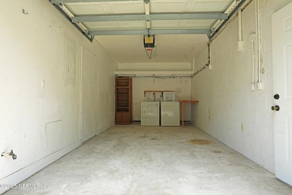 Garage, Interior, Washer