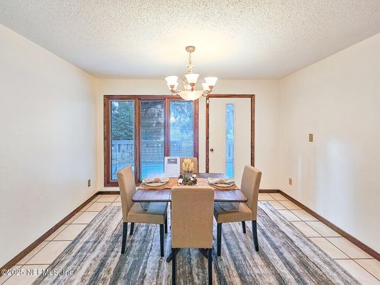 Chandelier, Dining room, Interior