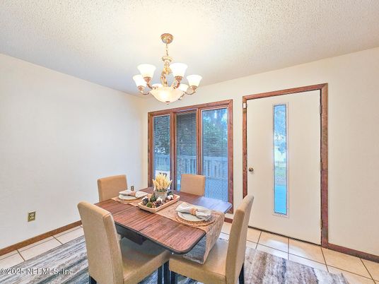 Chandelier, Dining room, Interior