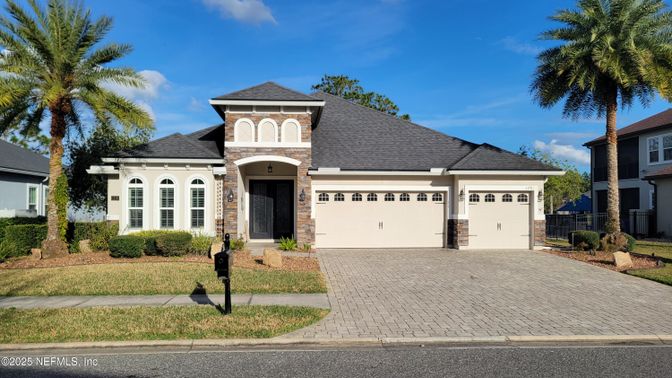 Attached, Exterior, Facade, French Provincial