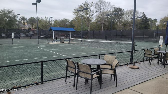 Exterior, Tennis Courts