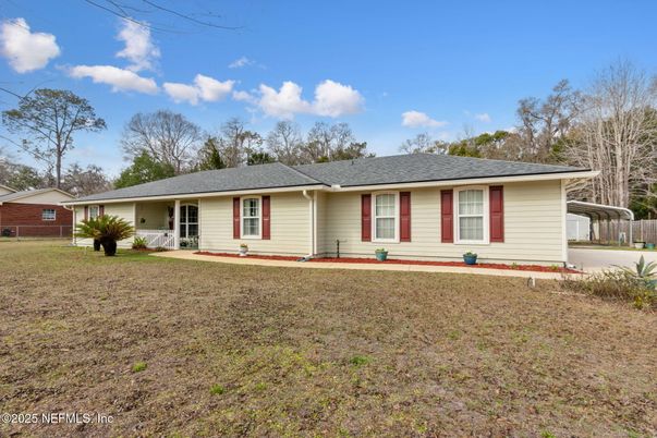 Backyard, Exterior, Facade, Ranch