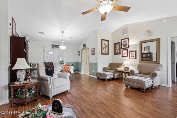 Interior, Living room, Pendant Lights, Wood Texture Flooring