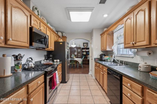 Dining room, Interior, Kitchen, Recessed Lighting, Wood Texture Flooring
