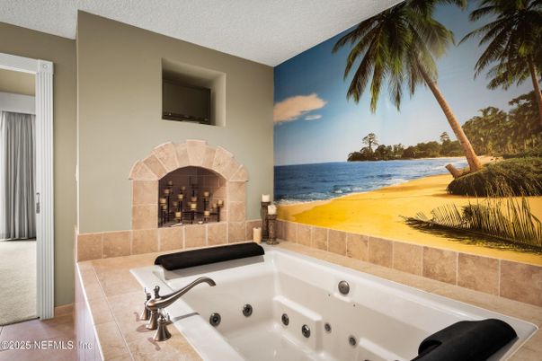 Fireplace, Interior, Water