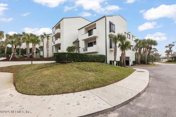 Backyard, Exterior, Facade, Condo Building