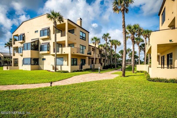 Backyard, Exterior, Facade, Condo Building