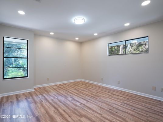 Empty room, Interior, Recessed Lighting, Wood Texture Flooring