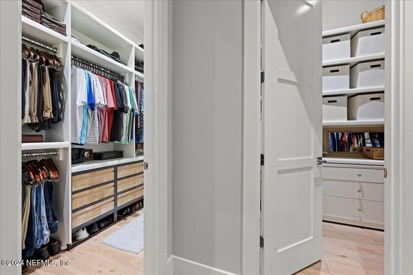 Interior, Walk-in Closets, Wood Texture Flooring