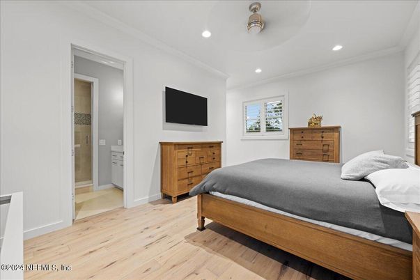 Bedroom, Interior, Recessed Lighting, Wood Texture Flooring