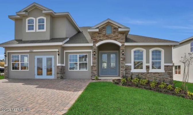 Exterior, Facade, American Craftsman