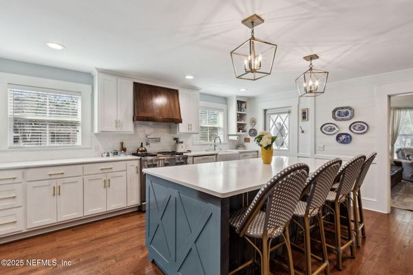Interior, Kitchen, Pendant Lights, Recessed Lighting, Wood Texture Flooring