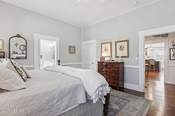 Bedroom, Interior, Pendant Lights, Wood Texture Flooring