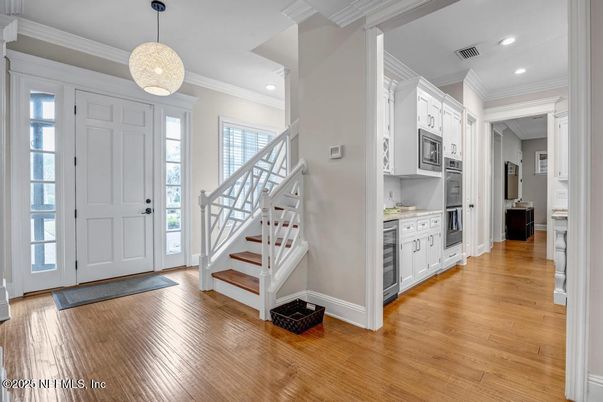 Interior, Pendant Lights, Recessed Lighting, Wood Texture Flooring