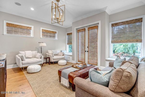 Interior, Living room, Pendant Lights, Recessed Lighting, Wood Texture Flooring