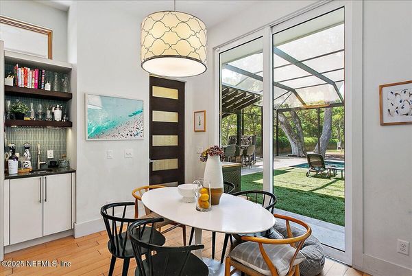 Dining room, Interior, Sun Room, Wood Texture Flooring