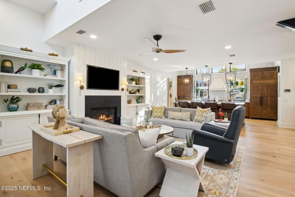Fireplace, Interior, Living room, Pendant Lights, Recessed Lighting, Wood Texture Flooring