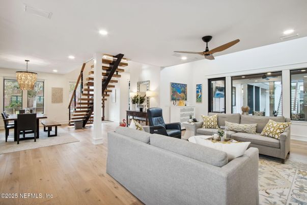 Chandelier, Dining room, Interior, Living room, Recessed Lighting, Wood Texture Flooring