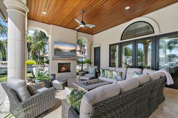 Exterior, Fireplace
