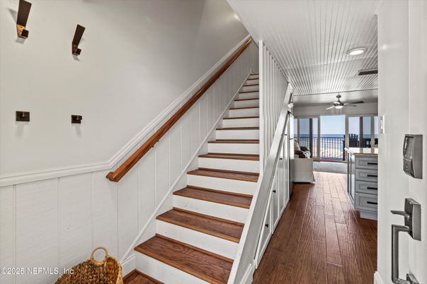Interior, Recessed Lighting, Water, Wood Texture Flooring