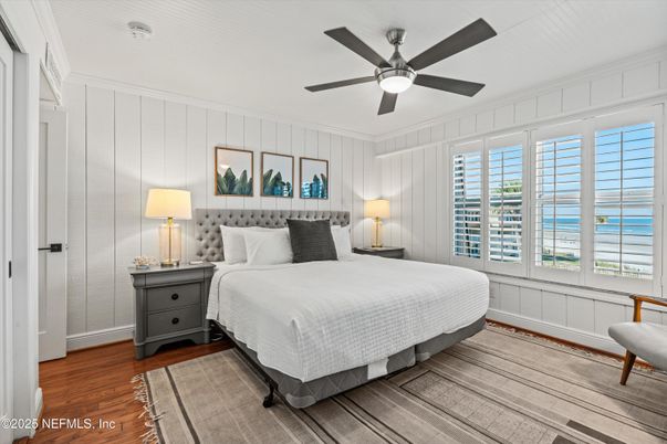 Bedroom, Interior, Water, Wood Texture Flooring