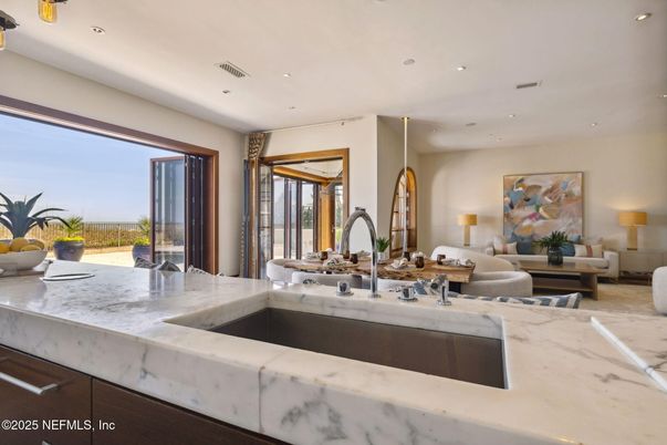Bathroom, Interior, Living room, Recessed Lighting