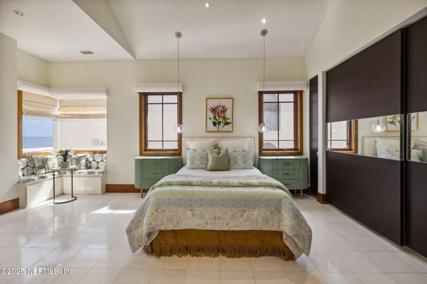 Bedroom, Interior, Pendant Lights, Recessed Lighting, Water