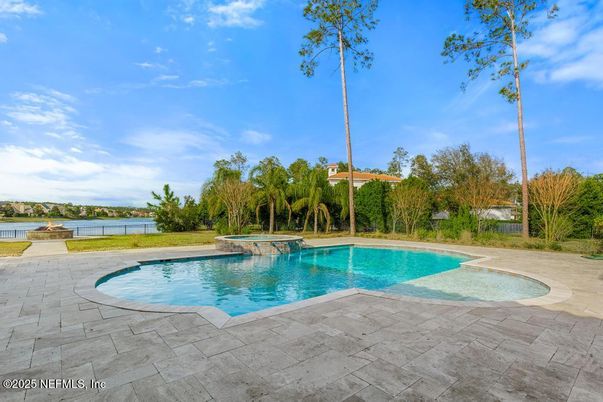 Exterior, Pool, Water