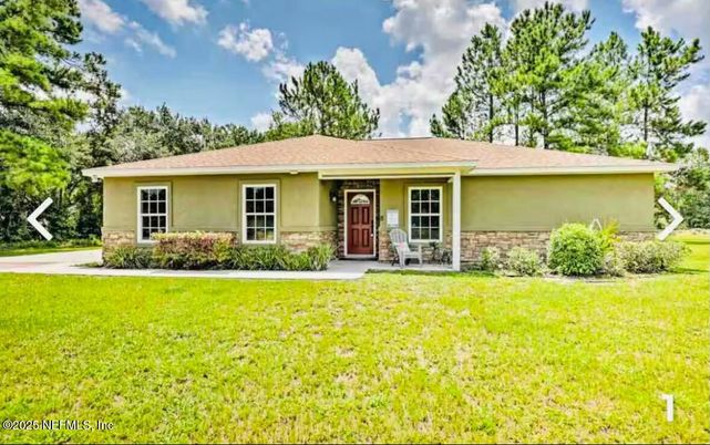 Backyard, Exterior, Facade, Ranch