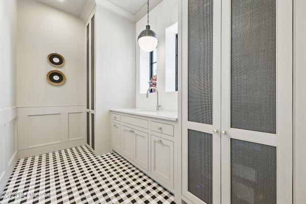Bathroom, Interior, Pendant Lights, Recessed Lighting