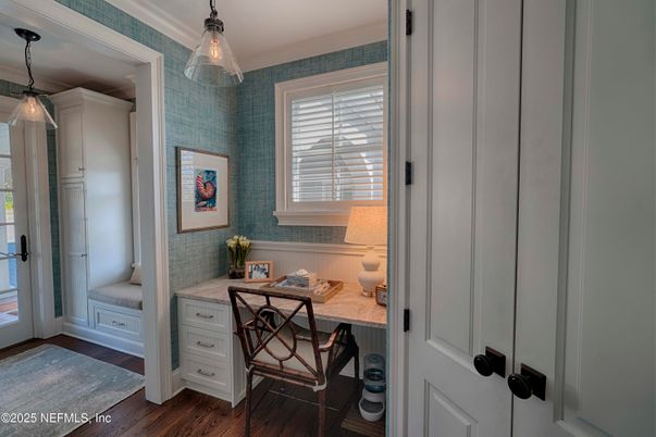 Home Office, Interior, Pendant Lights, Wood Texture Flooring