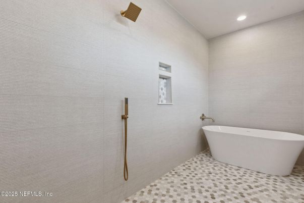 Bathroom, Free Standing Baths, Interior, Recessed Lighting