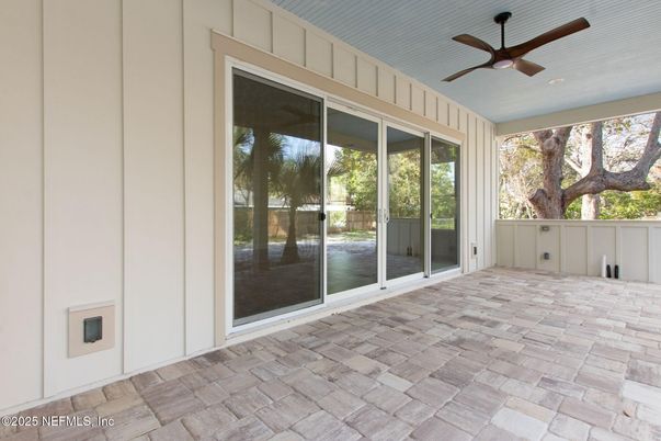 Empty room, Interior, Sun Room