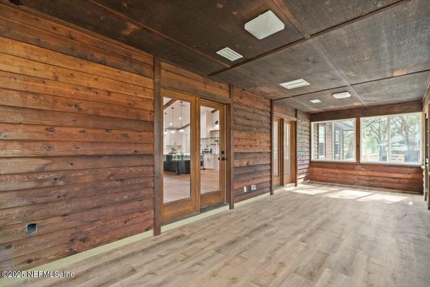 Empty room, Interior, Wood Texture Flooring, Wooden Walls