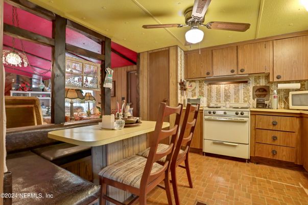 Dining room, Interior, Kitchen, Pendant Lights