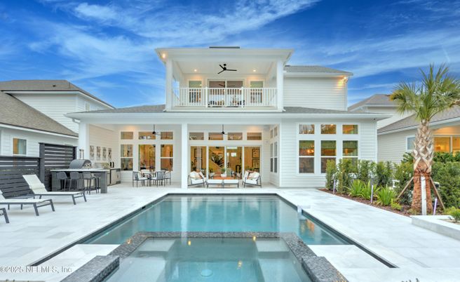 Exterior, Pool