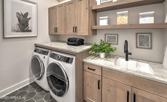 Interior, Washer