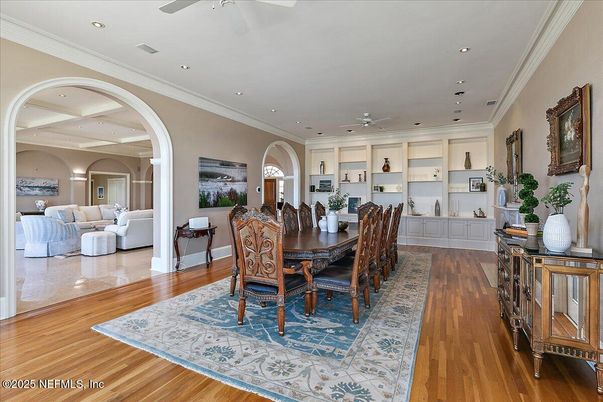 Dining room, Interior, Kitchen, Living room, Recessed Lighting, Wood Texture Flooring