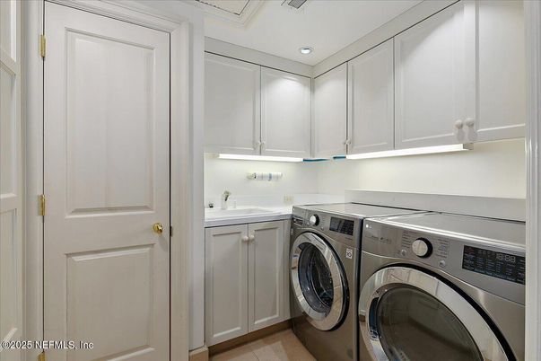 Interior, Recessed Lighting, Washer