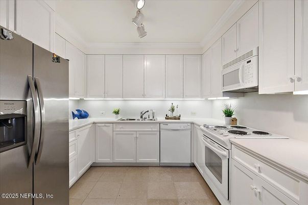 Interior, Kitchen, Stainless Steel Appliances