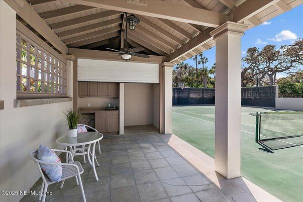 Exterior, Tennis Courts