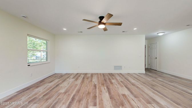 Empty room, Interior, Recessed Lighting, Wood Texture Flooring